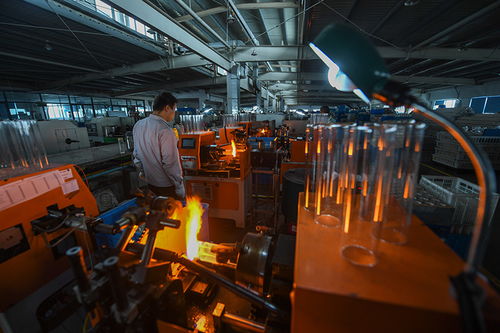 數字化工廠 嘉興保溫瓶產業的多媒體技術升級之路